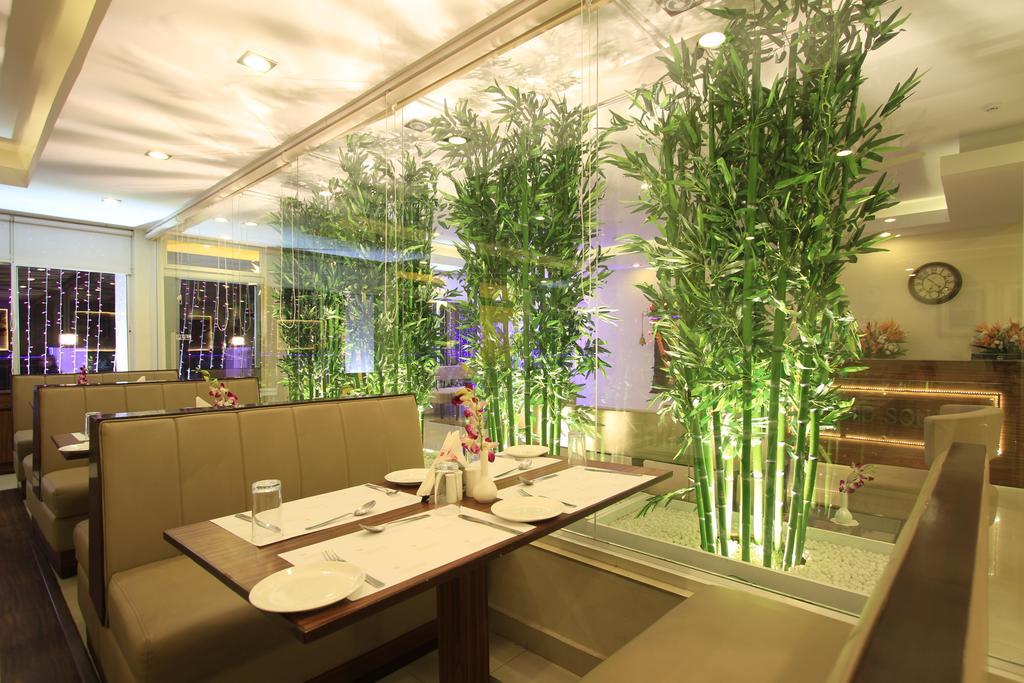 Orchid Square Hotel Coonoor Ngoại thất bức ảnh
